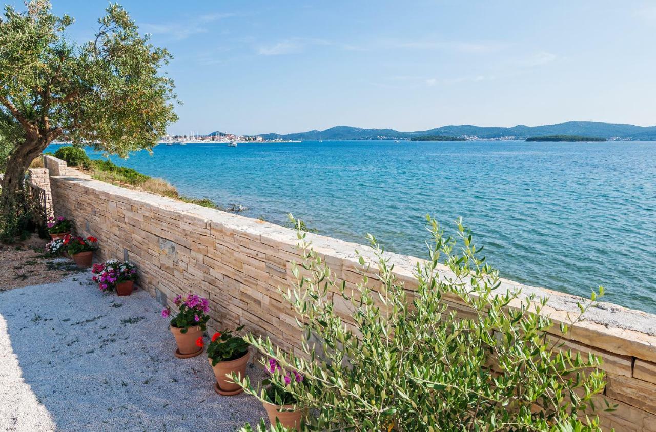 Camp San Antonio Hotell Biograd Na Moru Exteriör bild