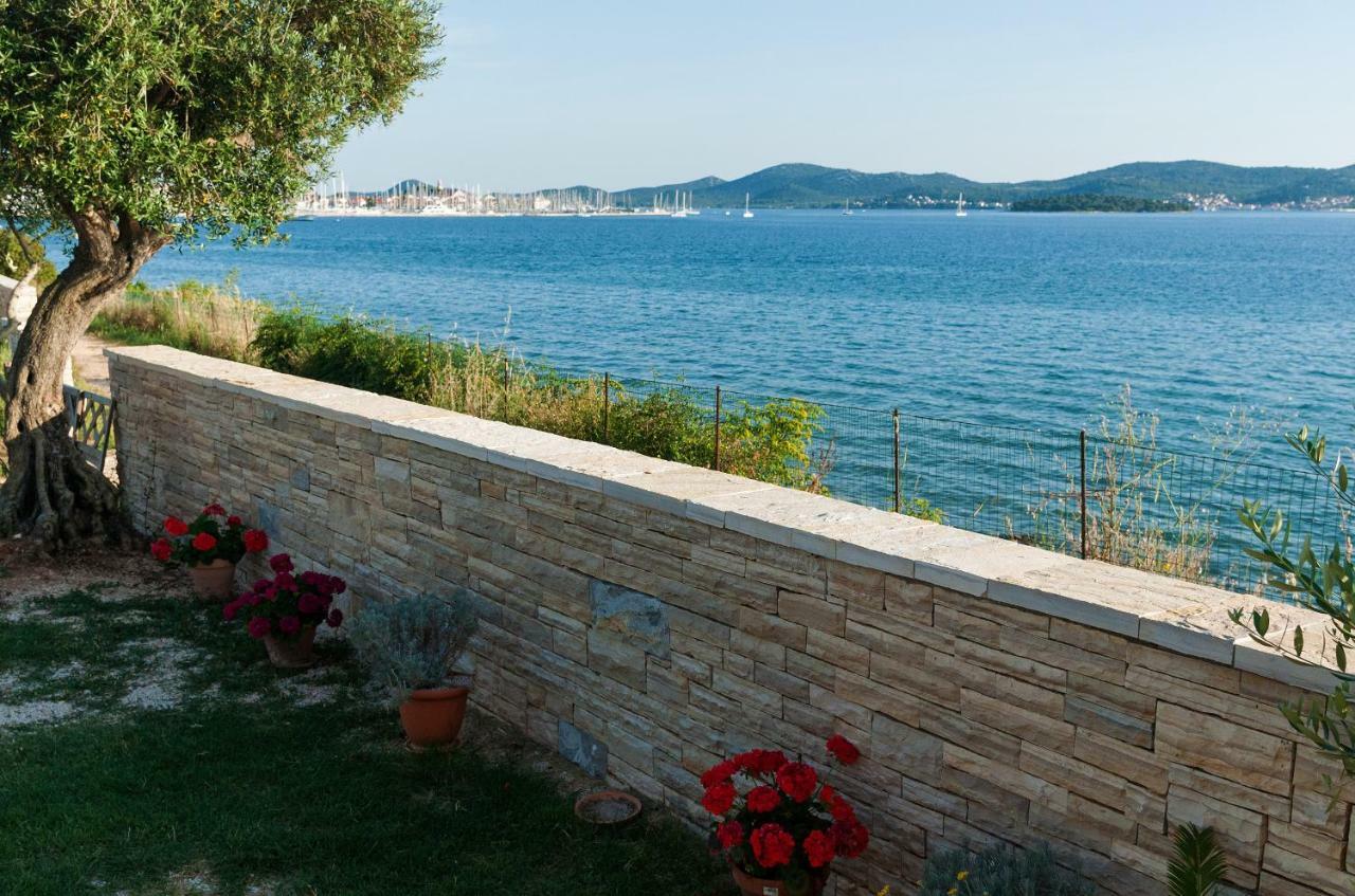 Camp San Antonio Hotell Biograd Na Moru Exteriör bild