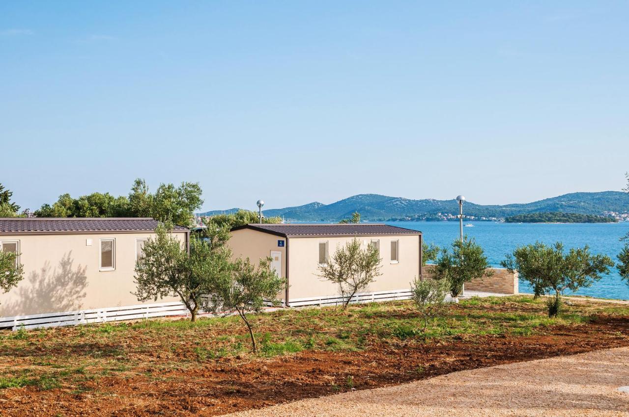 Camp San Antonio Hotell Biograd Na Moru Exteriör bild